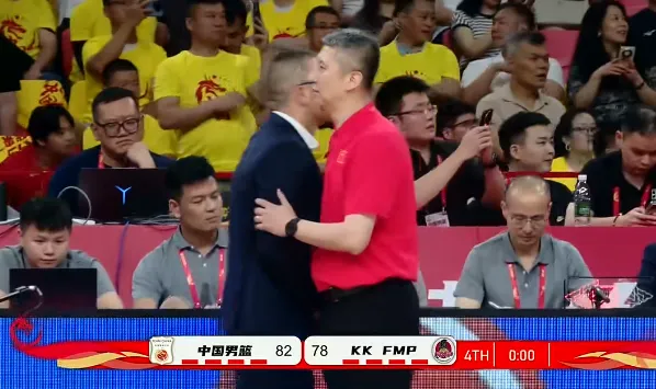 开云APP-中国男篮热身赛：王俊杰18分14篮板，中国男篮82-78战胜FMP